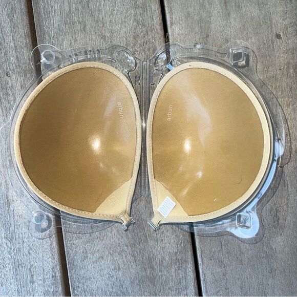 5/$20 Arbun sticky boobs Size DD - Picture 2 of 4